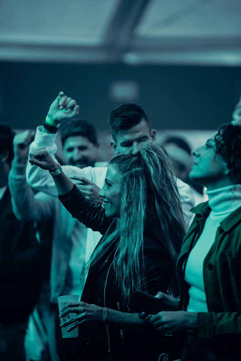 Bailando al ritmo de Maceo Plex