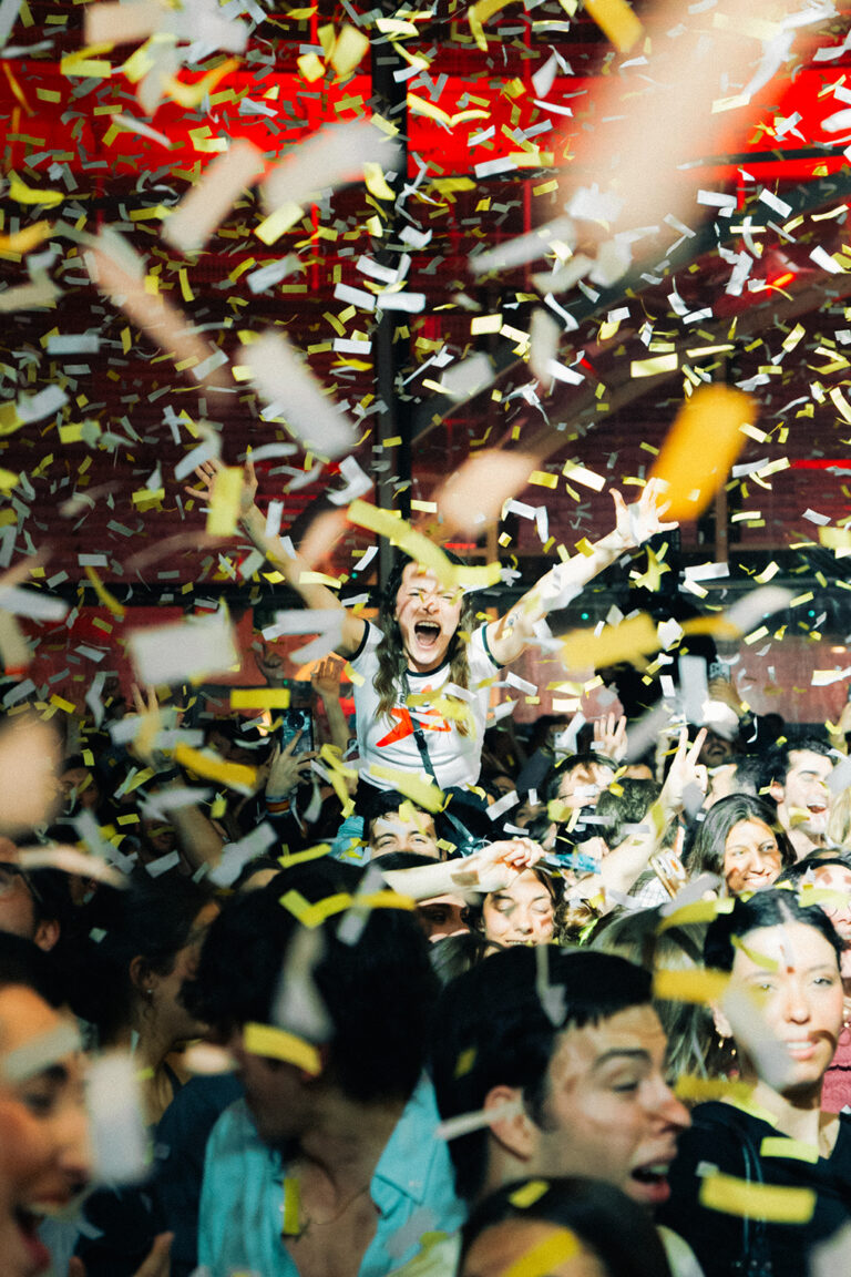 Público en el concierto de Besmaya